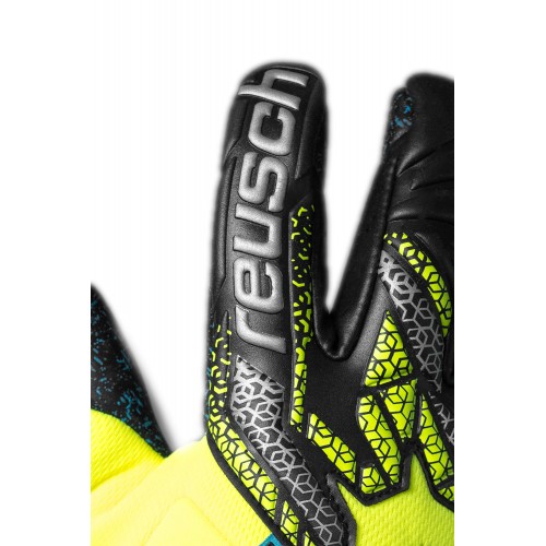 Reusch Attrakt Fusion Guardian