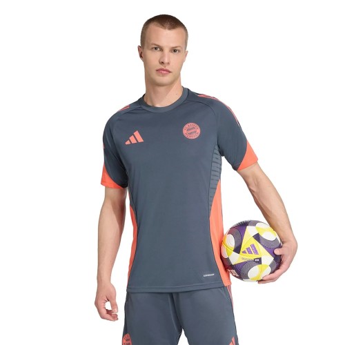 Adidas FC Bayern 25/26 Training 