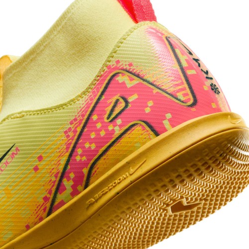 Nike JR ZOOM SUPERFLY 10 ACAD KM IC