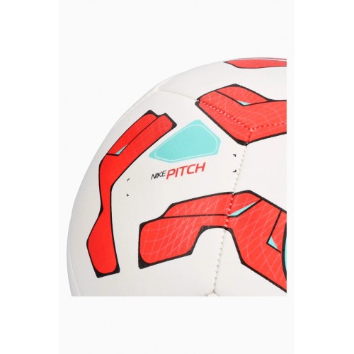 Nike Pitch 24