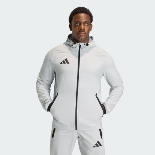 adidas Tiro Travel Wind-Breaker 336